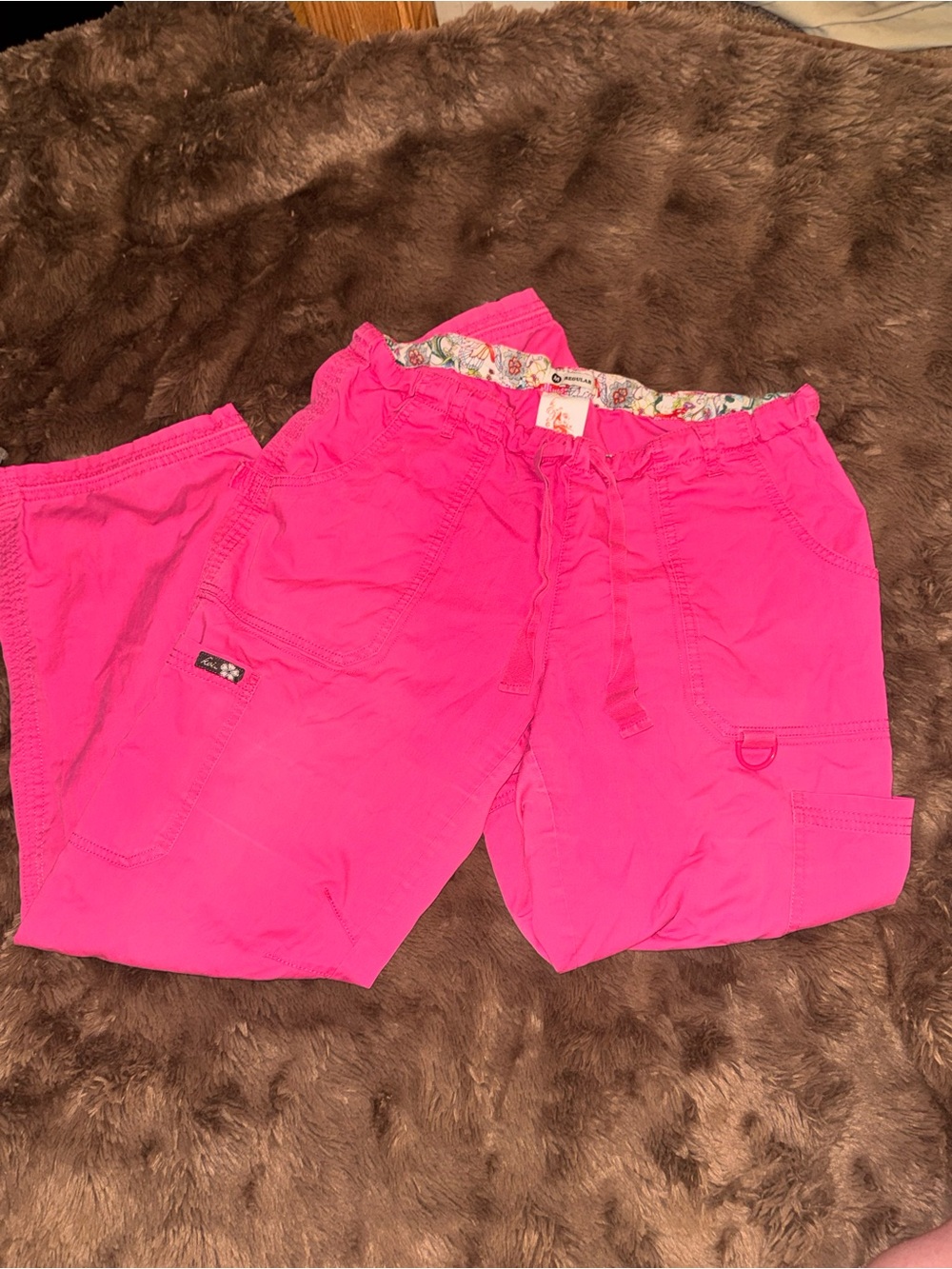 Pink Printed Scrub Top with Hot Pink Drawstring Scrub Pants Outfit Size Medium - Picture 3 of 6